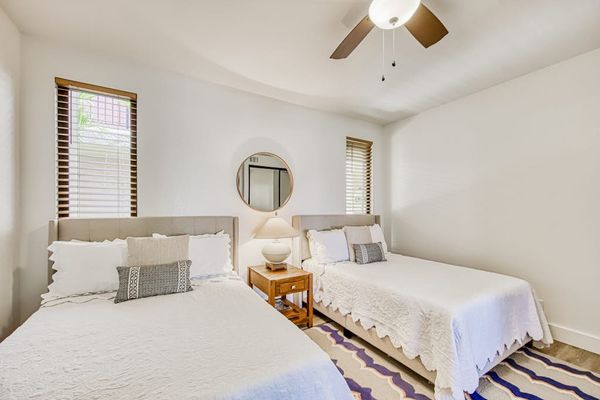Tranquil Twin Bedroom For Restful Nights
