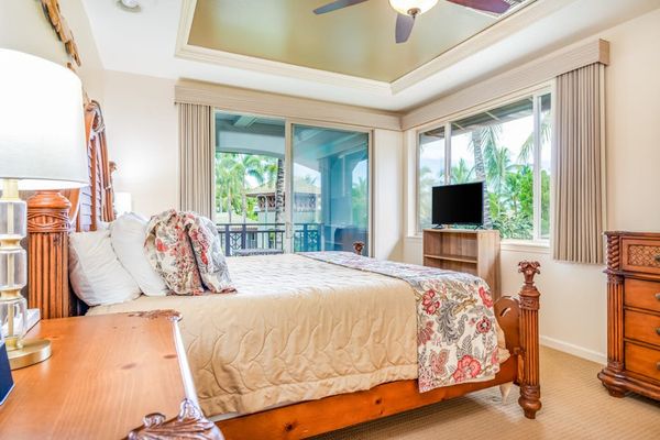 Primary Suite With Vaulted Ceiling Charm