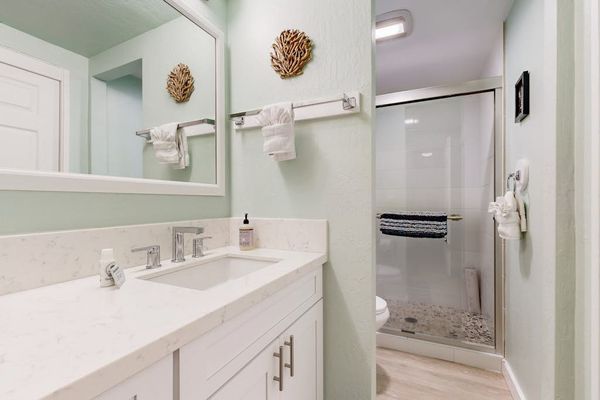 Modern Ensuite With Walk In Shower