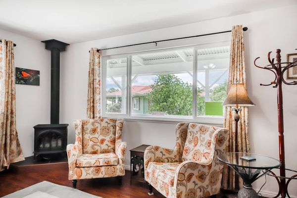 Sunny Sitting Area With Garden Views