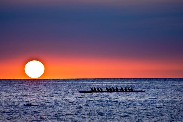 Catch Unforgettable Golden Sunsets Dropping Into The Sea