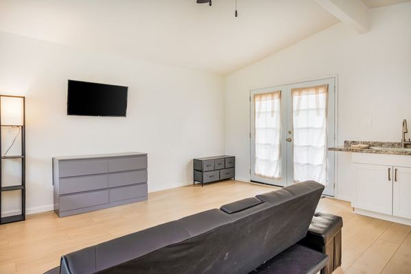 Spacious Studio With Smart Layout