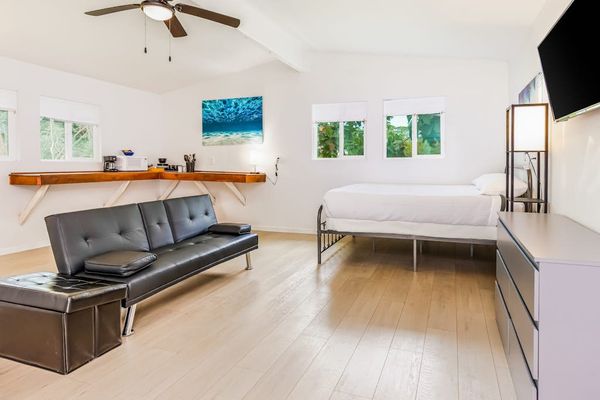 Bright Studio With Modern Comfort