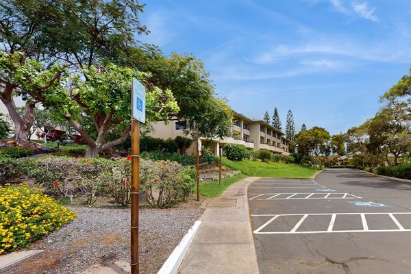 Convenient Parking With Easy Resort Access
