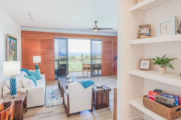 Bright Open Living With Ocean Views