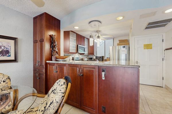 Modern Kitchen With Breakfast Bar