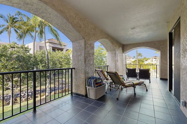 ip your morning coffee while surrounded by lush tropical scenery