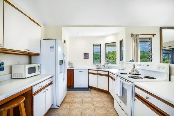 Bright Kitchen Designed For Easy Meals