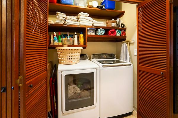 In-home washer and dryer let you pack light and enjoy the convenience of doing laundry during your stay.