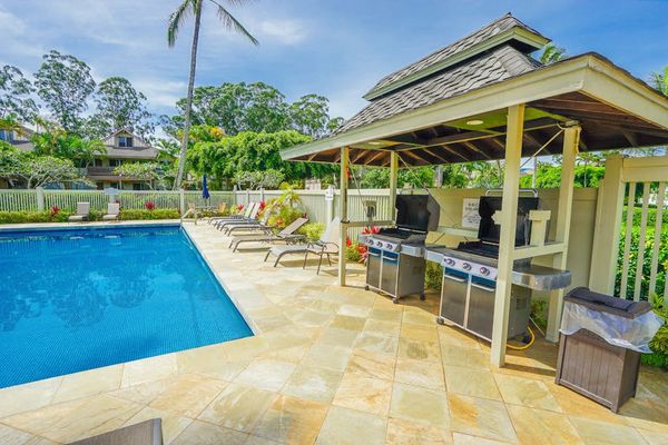 Sandpiper Community Pool and gas grills available for your use.
