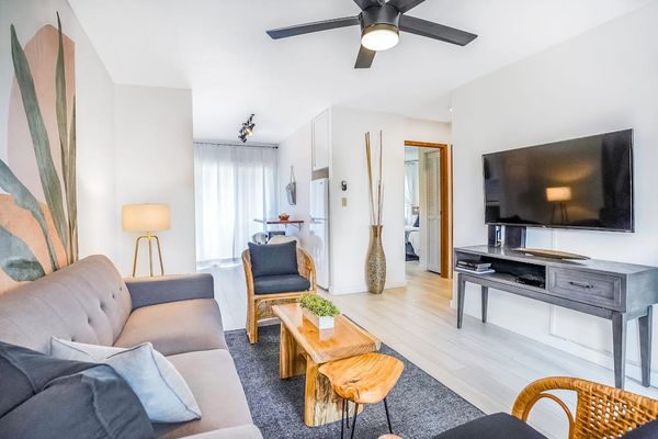 Bright & Breezy Living Room