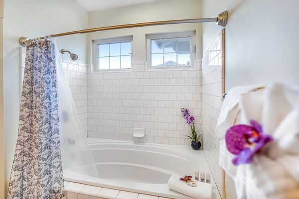 Clean, Bright Bathroom with Fresh Towels