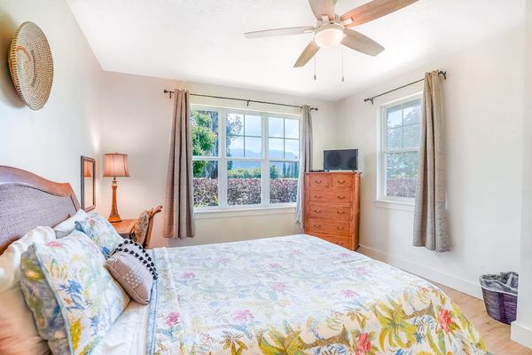 Cozy Queen Bedroom for Peaceful Nights
