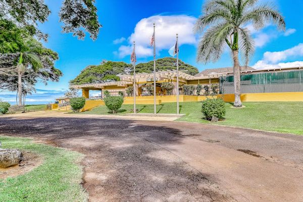 Escape into peaceful tropical surroundings every single day