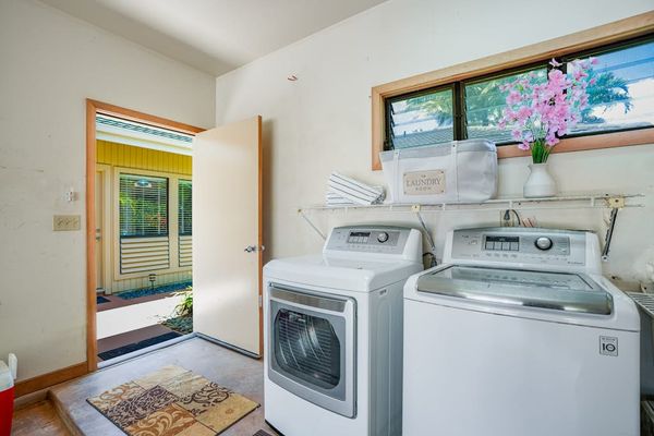 Convenient Laundry And Garage Entry