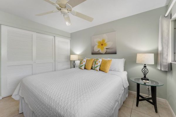 Relax in the Peaceful King Bedroom