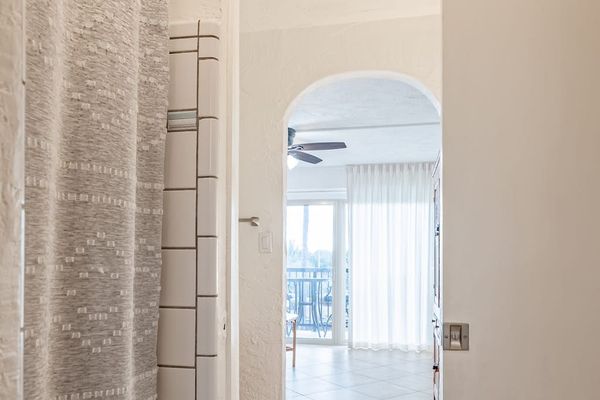 Sparkling Shower For A Refreshing Start