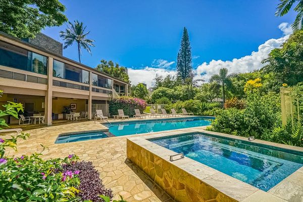 Resort Pool And Hot Tub Oasis