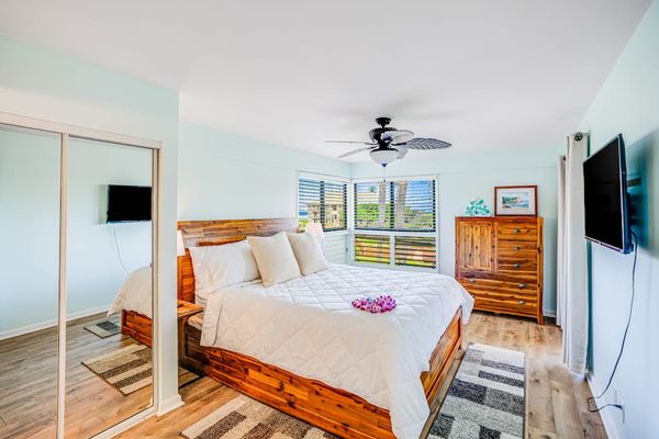 Peaceful King Bedroom Retreat