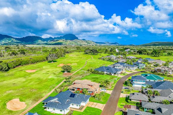 Scenic community with mountain views
