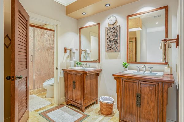 Spa Inspired Full Bathroom Retreat