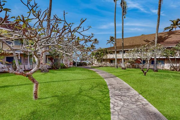 Plantation Hale Resort