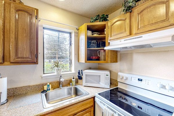 Sunny Kitchen With Modern Conveniences