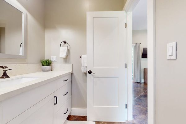 Fresh And Modern Bathroom Retreat