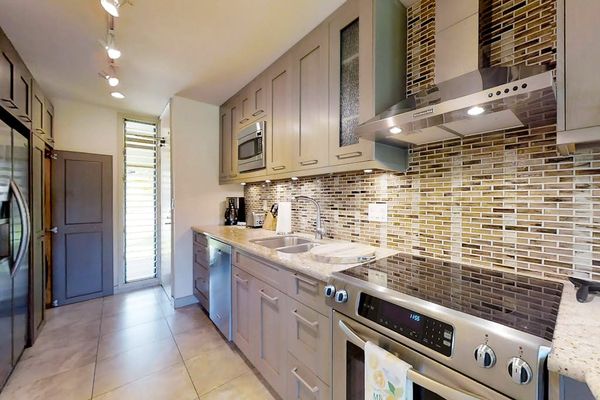 Chef Inspired Coastal Kitchenette