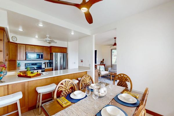 Dining area conveniently connected to the fully equipped kitchen