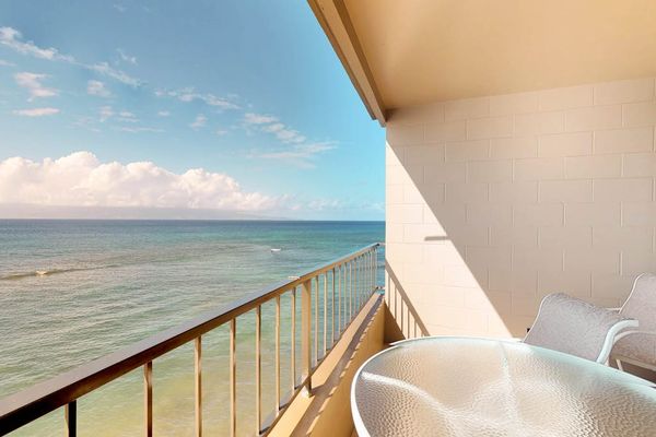 Private Oceanfront Lanai With Endless Views