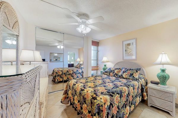 Second Bedroom For Family Stays