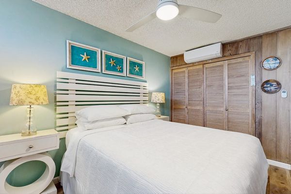 Primary Suite with queen bed and en suite bathroom