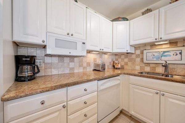 Cook With Ease In Paradise