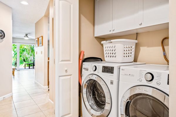 Washer and dryer provide convenient in-home cleaning essentials for stays