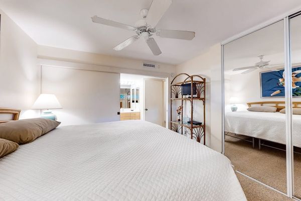 Spacious Bedroom For Peaceful Nights