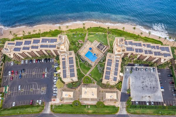 Bird's-eye view of the resort and beachfront grounds