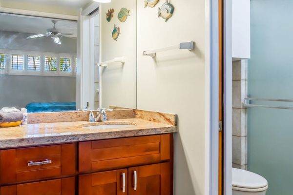 Modern En-Suite Vanity Fully Stocked With Amenities