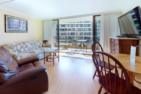Sun-Kissed Living Space Flowing Seamlessly To The Ocean Breeze