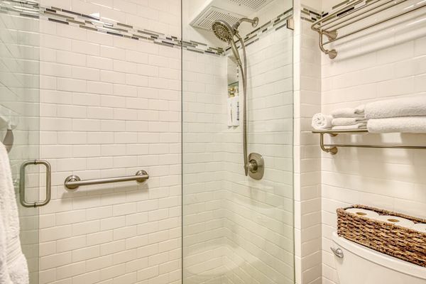 Walk In Shower With Spa Feel