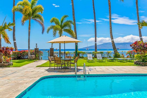 Oceanfront Pool With Breathtaking Island Views