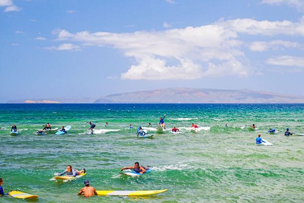 Ride the waves at the neighboring Cove Beach Park hotspot, take some surf or paddle board lessons, boogie board, or rent out a kayak for the day.