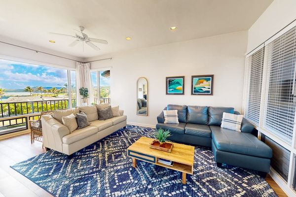 Inviting Great Room With Island Charm