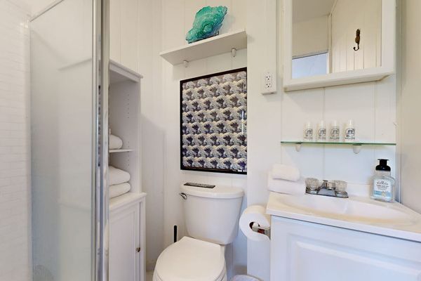 Freshen up comfortably inside the bright and well maintained master bathroom daily