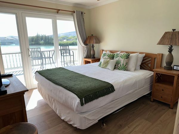 Primary suite with King bed