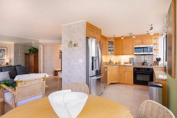 Fully equipped kitchen for home-cooked favorites