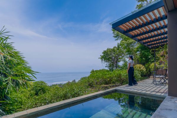 Take in sweeping Pacific views from your private poolside retreat.