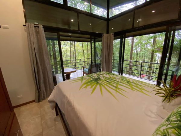 Suite in the Casita. En-suite bathroom, access to the patio.