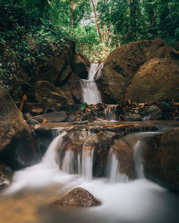The Ojochal Waterfall is less than 10 min from Casa Aventura