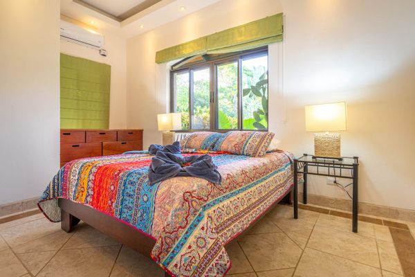 Private 4 bedroom